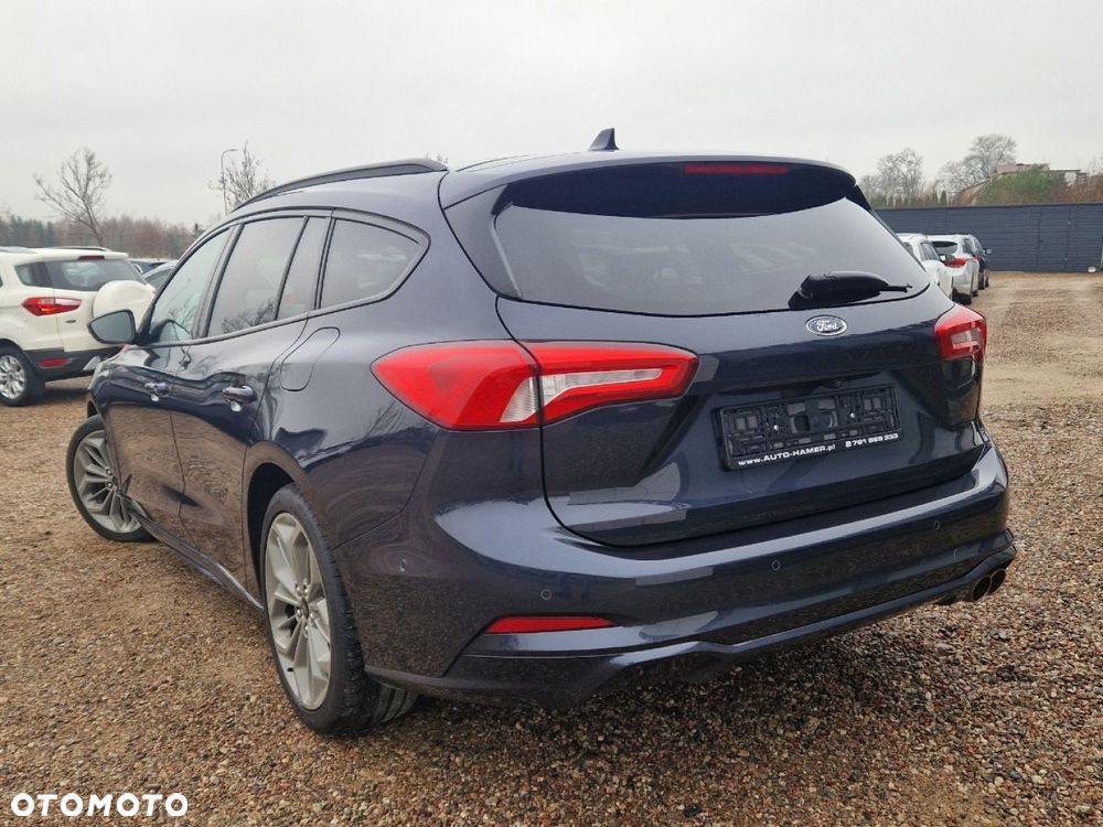 Ford Focus - 33