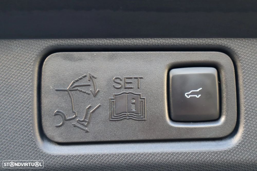 Ford Mustang Mach-E 98.7 kWh Premium - 16