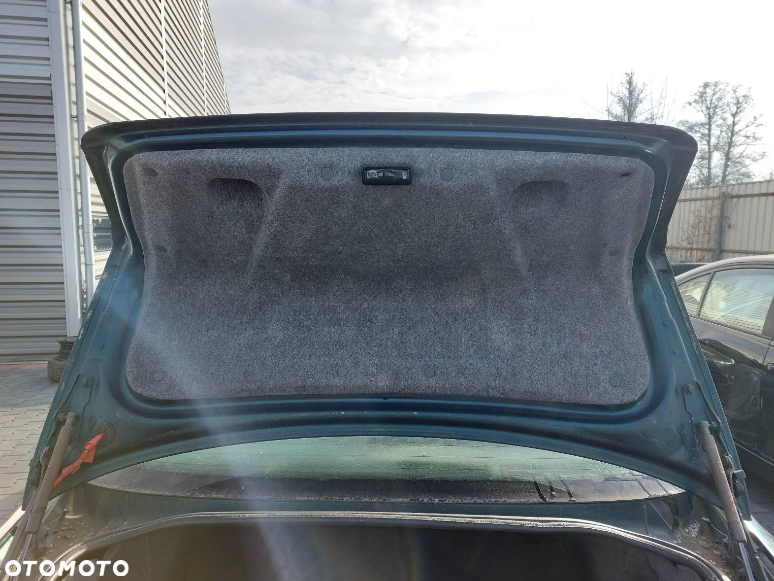 LAMPA LEWY TYŁ + PRAWY TYŁ VOLVO S80 I - 18