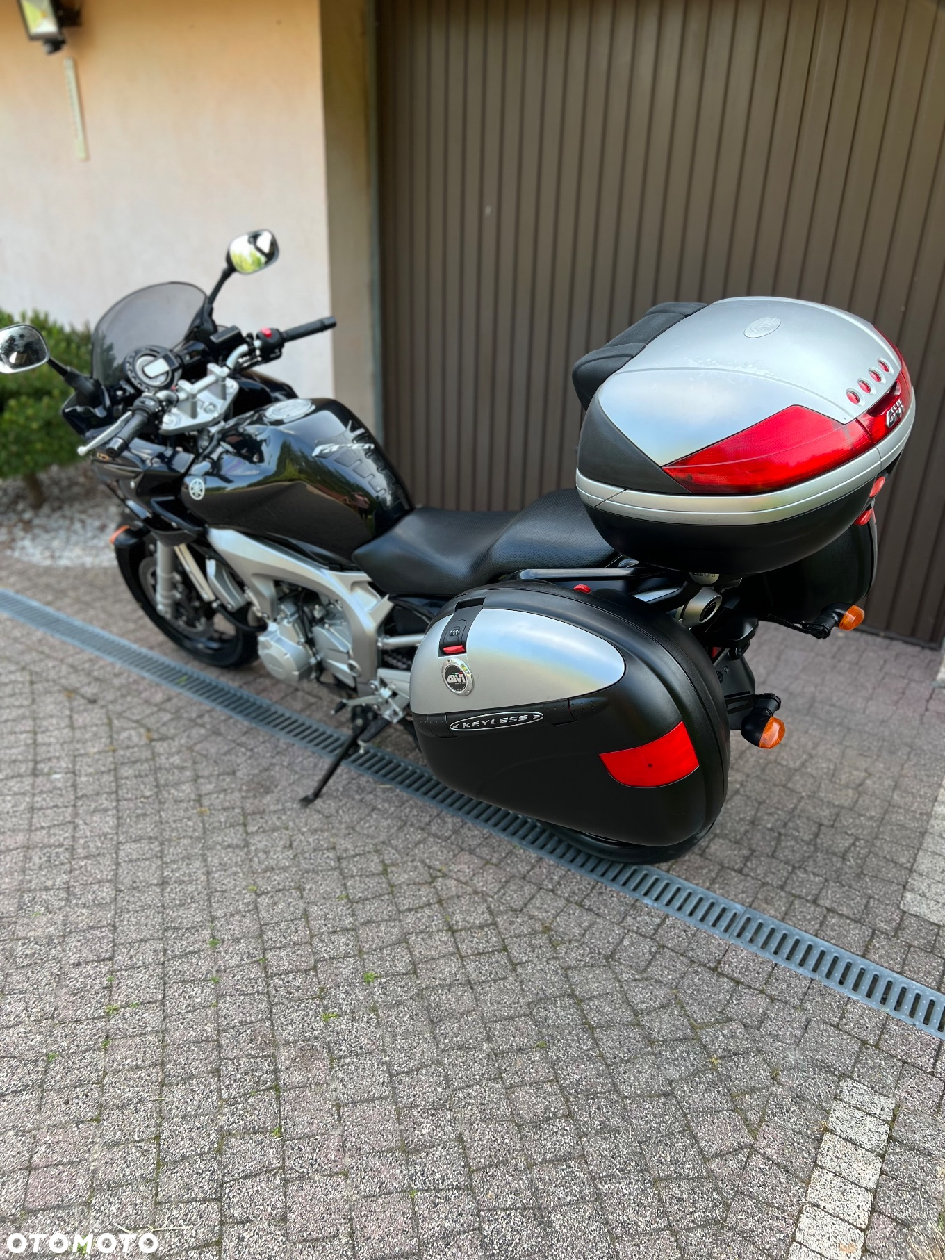 Yamaha FZ6 - 6