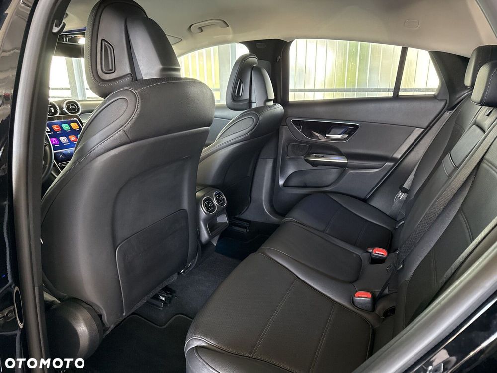 Mercedes-Benz GLC 220 d mHEV 4-Matic Avantgarde - 23