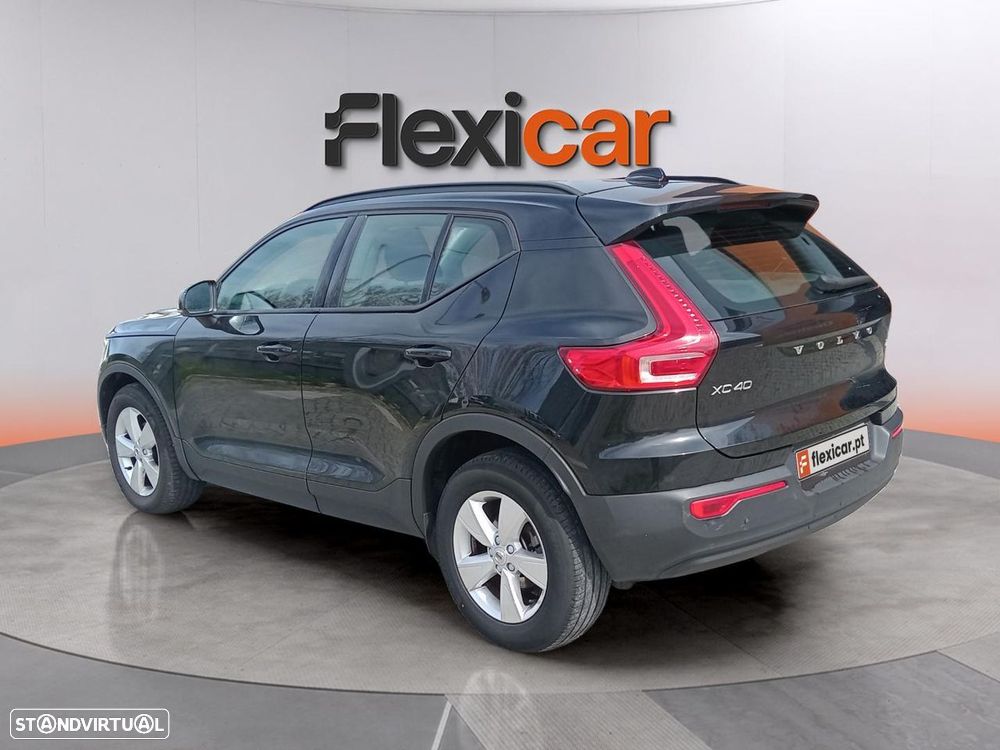 Volvo XC 40 1.5 T2 Momentum Core - 5