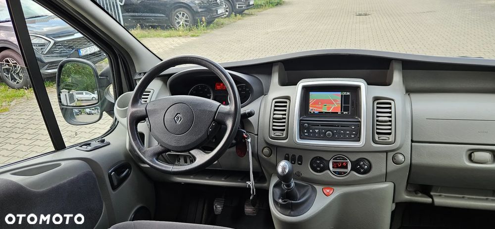 Renault Trafic 2.0 dCi 115 FAP Passenger Black Edition - 22