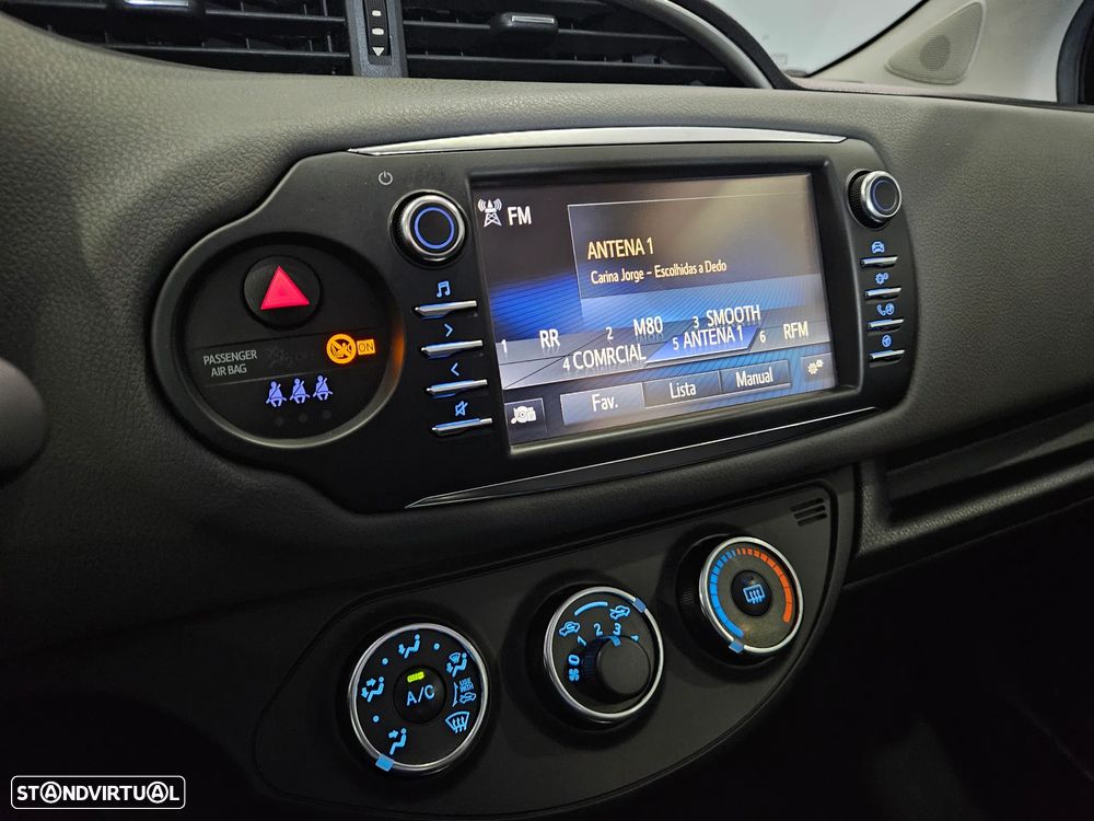 Toyota Yaris 1.0 VVT-i Exclusive - 11