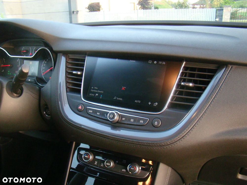 Opel Grandland X - 35