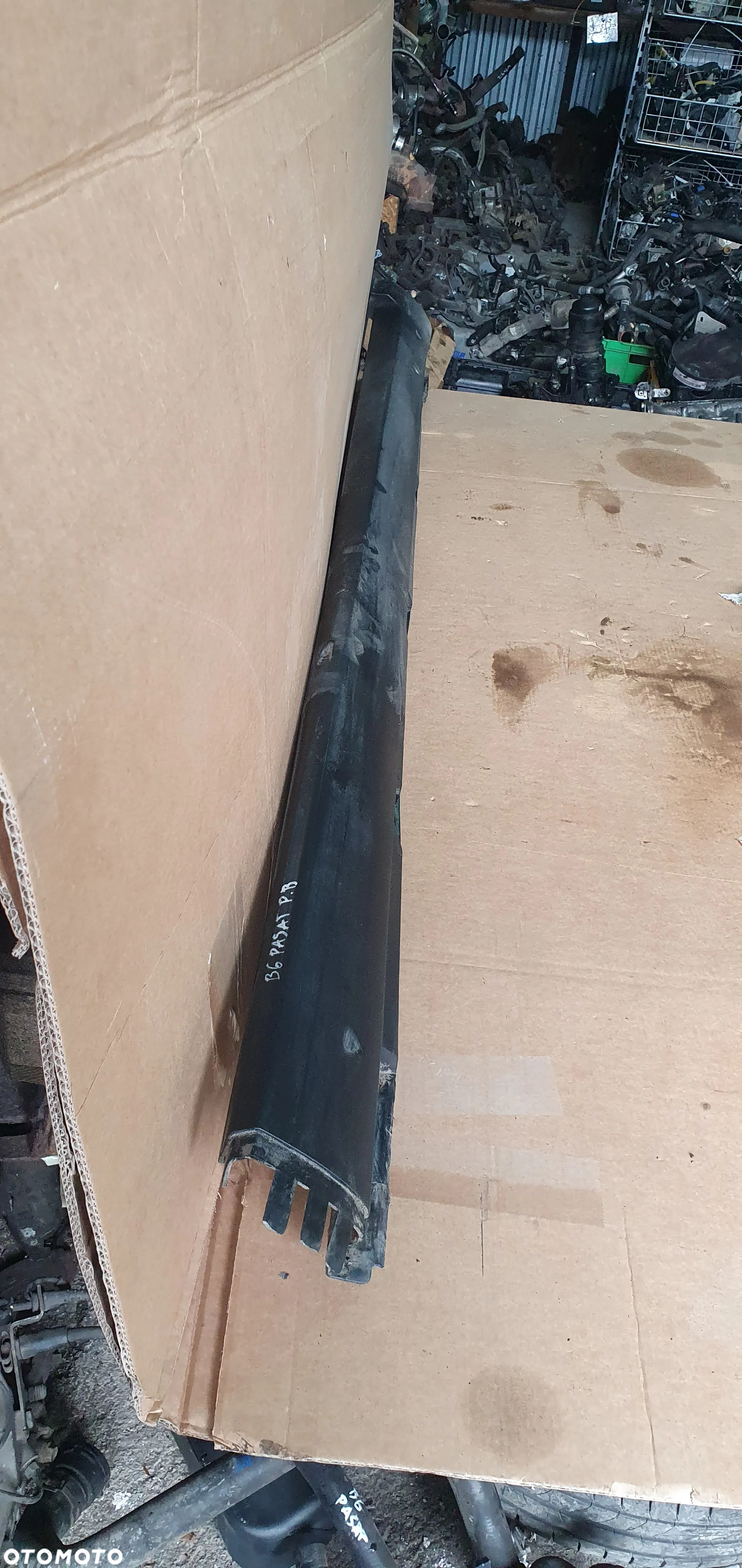 Listwa progowa osłona progu prawa VW Passat B6 3C0853856B - 6