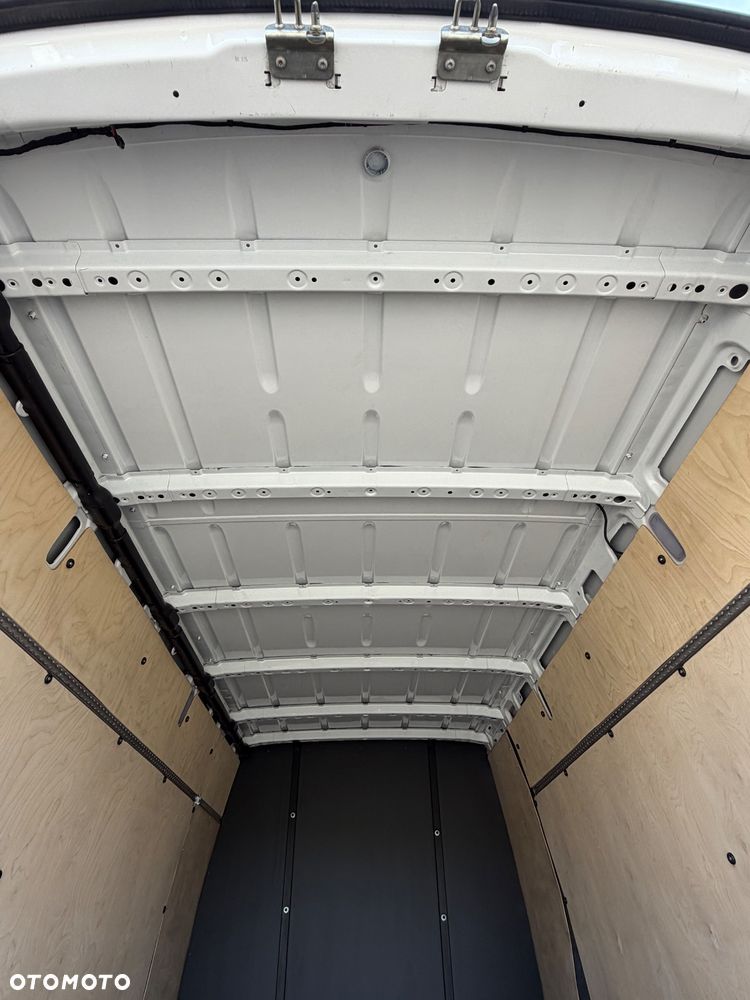 Mercedes-Benz Sprinter Maxi Long - 29