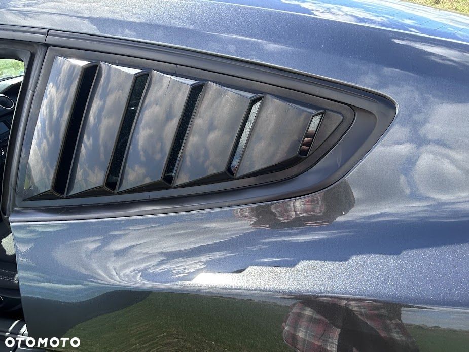 Ford Mustang - 17