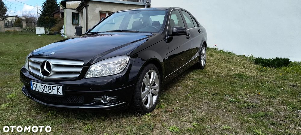 Mercedes-Benz Klasa C 180 CGI BlueEff Avantgarde - 6