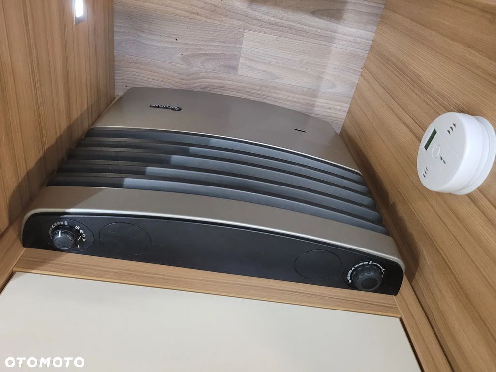 Weinsberg CARATWO 390, DMC 1200, 2022r. przedsionek - 16