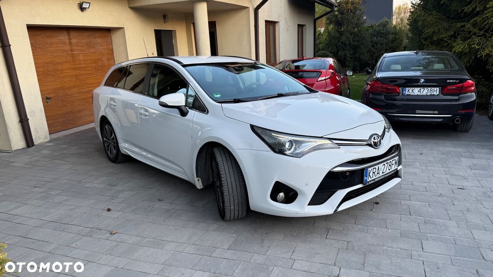 Toyota Avensis Touring Sports 1.8 Edition S+ - 13