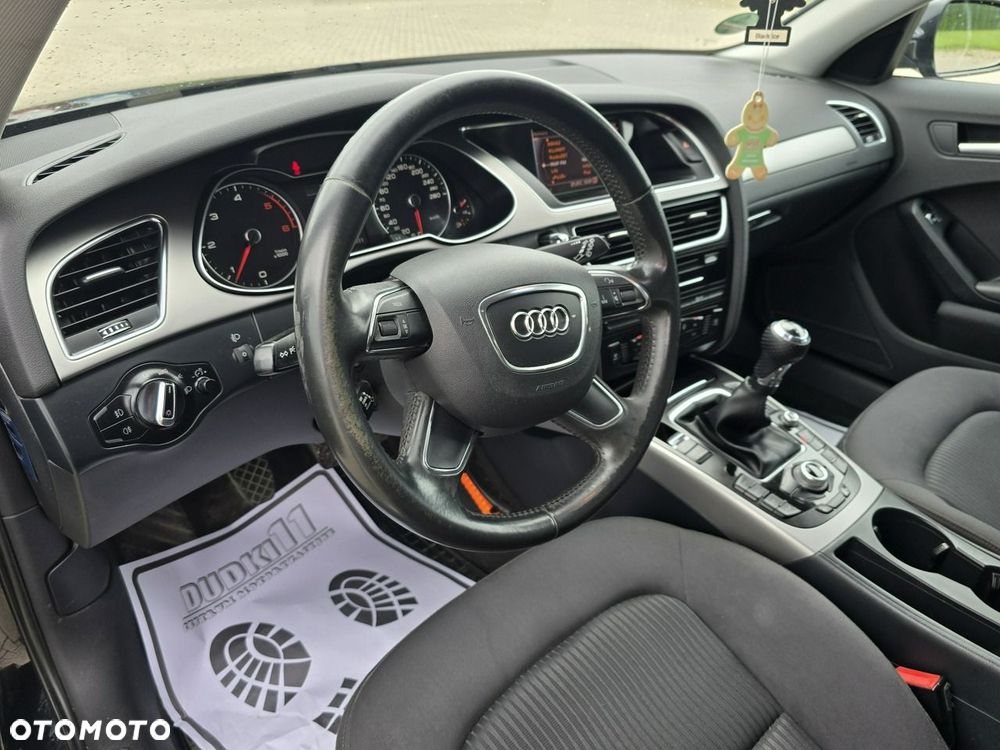 Audi A4 Avant - 13