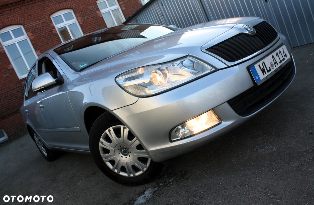 Skoda Octavia 1.2 TSI IMPULS EDITION - 2