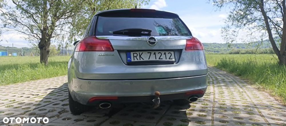 Opel Insignia 2.0 CDTI - 12