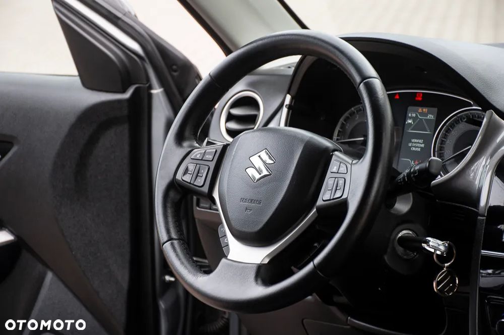 Suzuki Vitara ver-1-4-boosterjet-shvs-premium-2wd - 32