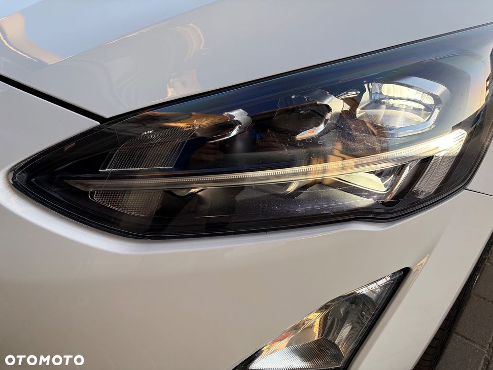 Ford Focus 1.0 EcoBoost Trend - 13