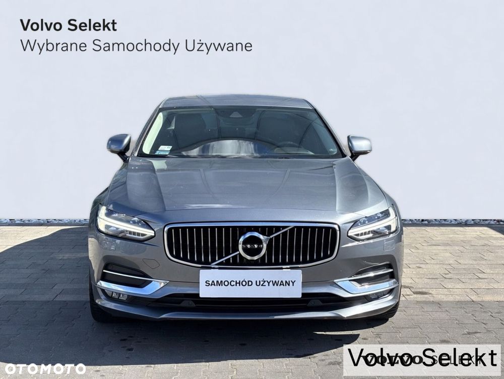 Volvo S90 - 2