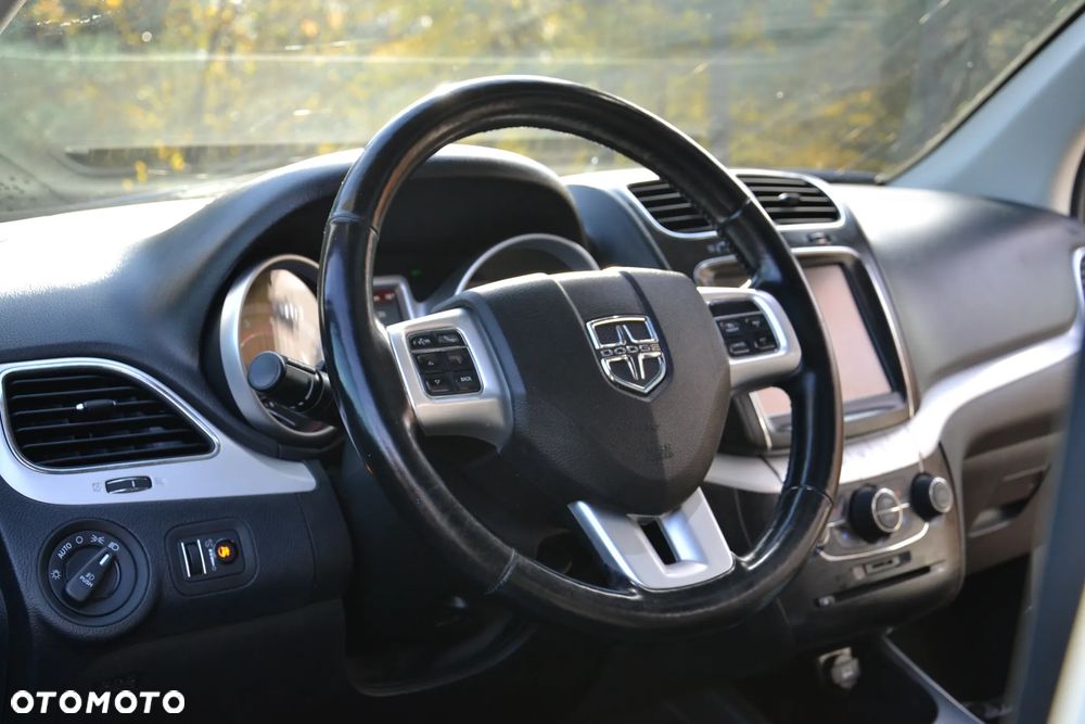 Dodge Journey - 15