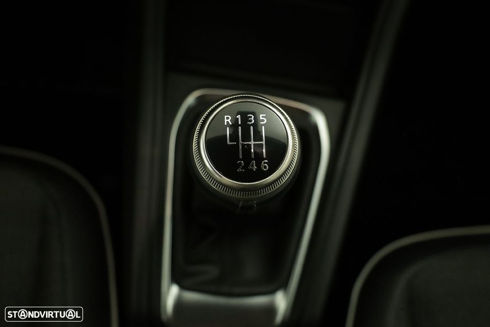 Renault Captur 1.0 TCe Techno Bi-Fuel - 14