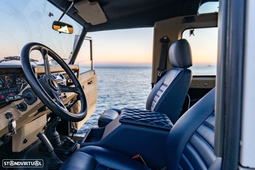 Land Rover Defender 90 2.5 TDi Metal Top - 53