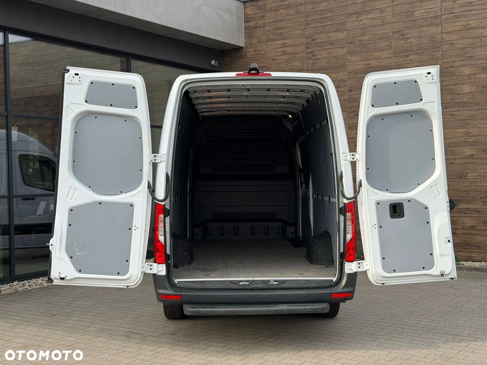 Mercedes-Benz Sprinter - 7