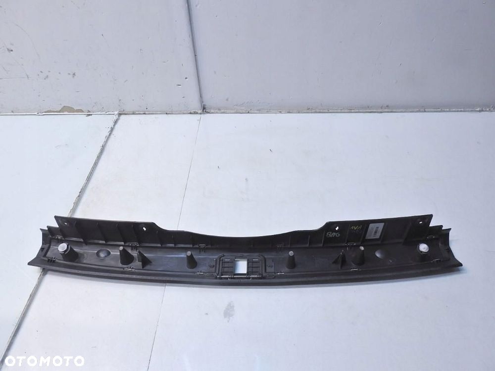 OSŁONA PASA TYLNEGO TYŁ AUDI A4 B7 AVANT 8E9864483C - 9