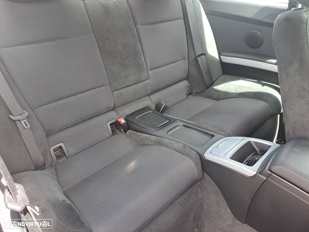 BMW 320 d Coupe - 24