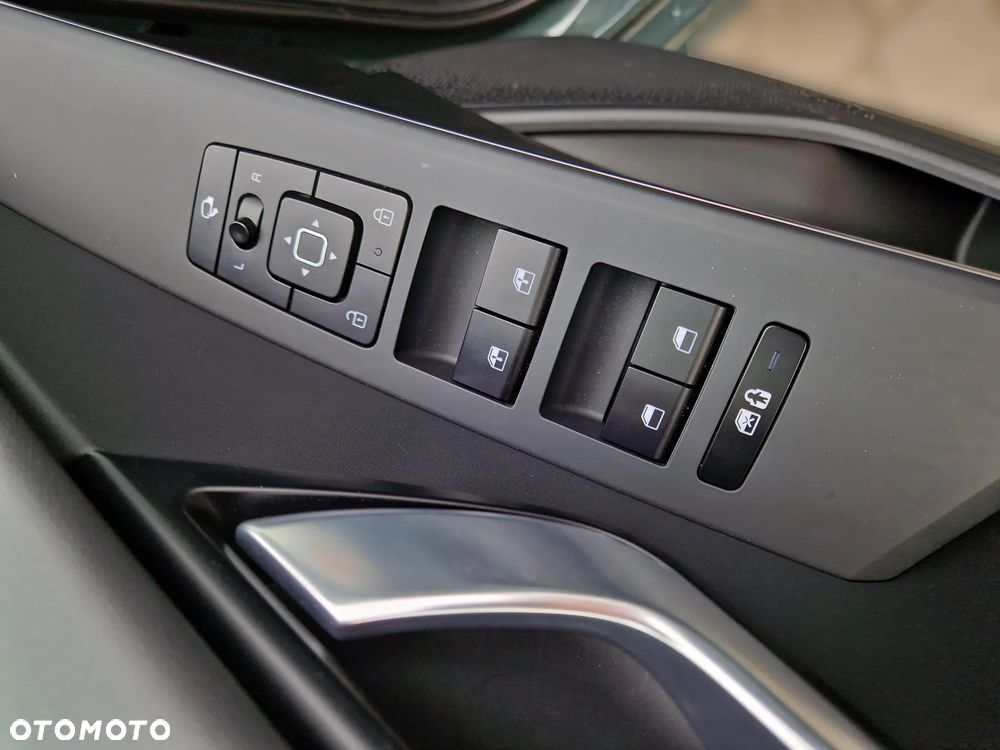 Kia Niro 1.6 GDI Hybrid Business Line - 10