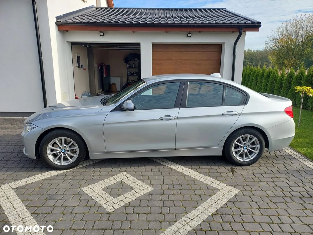 BMW Seria 3 - 18