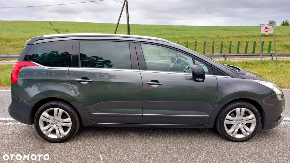 Peugeot 5008 - 7