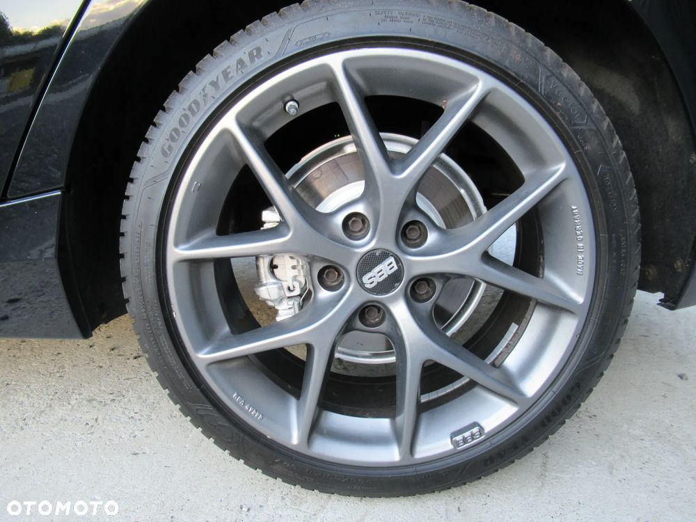 BMW Seria 1 118i Edition M Sport Shadow - 11