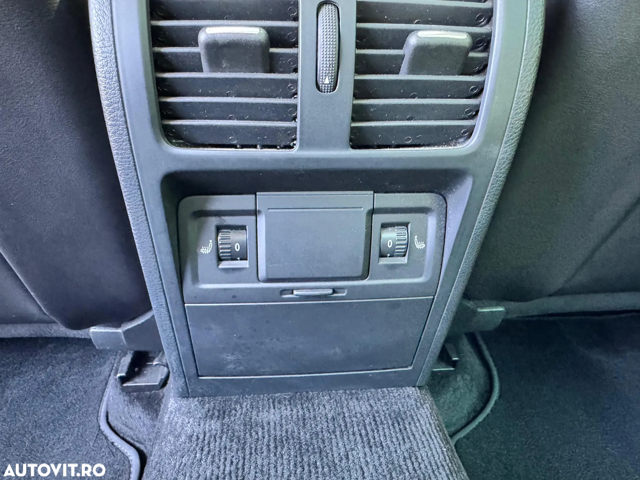 Volkswagen Passat CC - 10