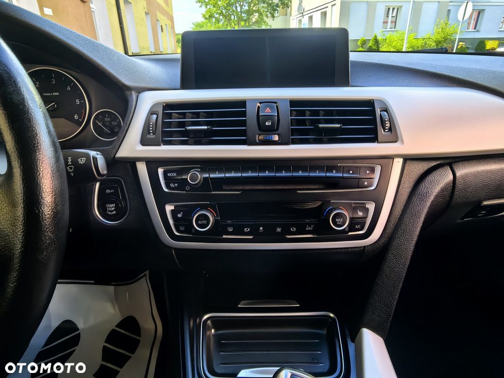BMW Seria 4 420d Sport-Aut Modern Line - 26