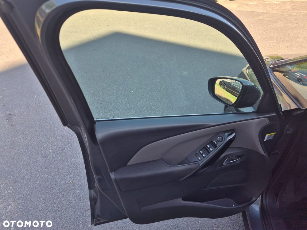 Citroën C4 Picasso 1.2 PureTech Shine S&S EAT6 - 19