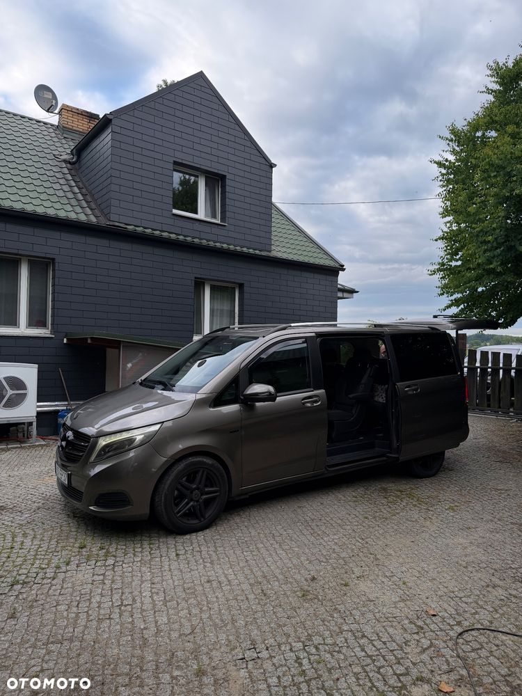 Mercedes-Benz Klasa V 220 (BlueTEC) d kompakt 7G-TRONIC Avantgarde - 3