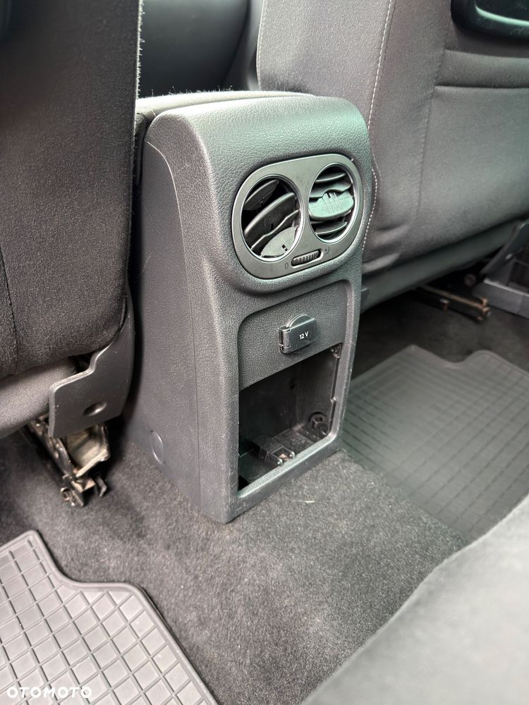 Volkswagen Tiguan 1.4 TSI Sport & Style - 22