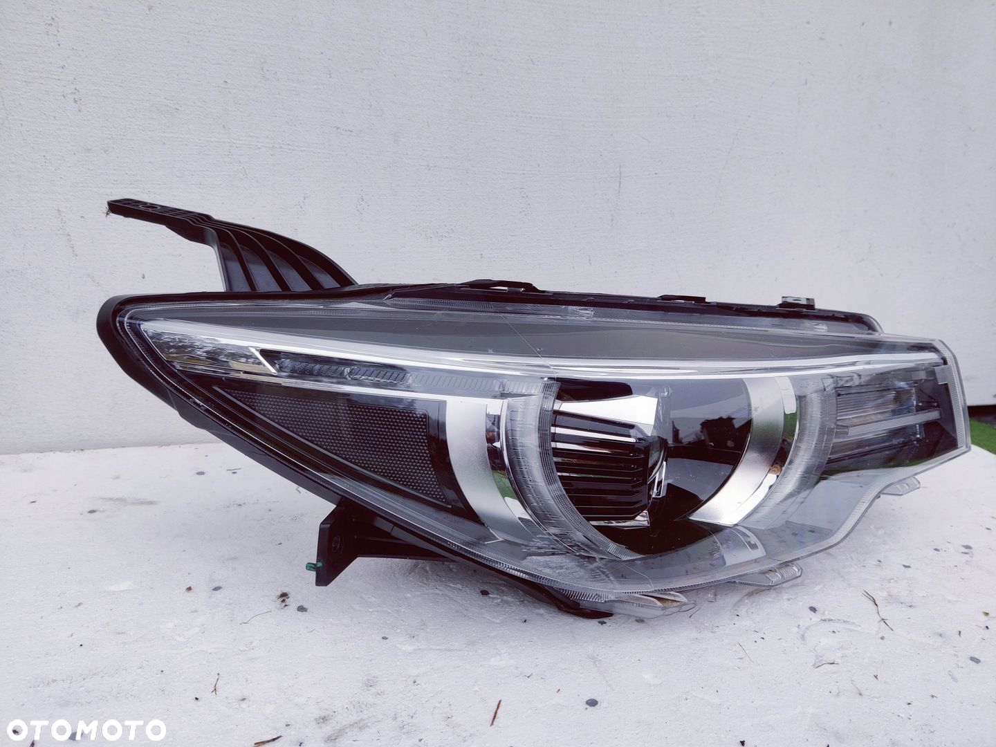 MG ZS LAMPA PRAWY PRZÓD PRZEDNIA PRAWA - 3