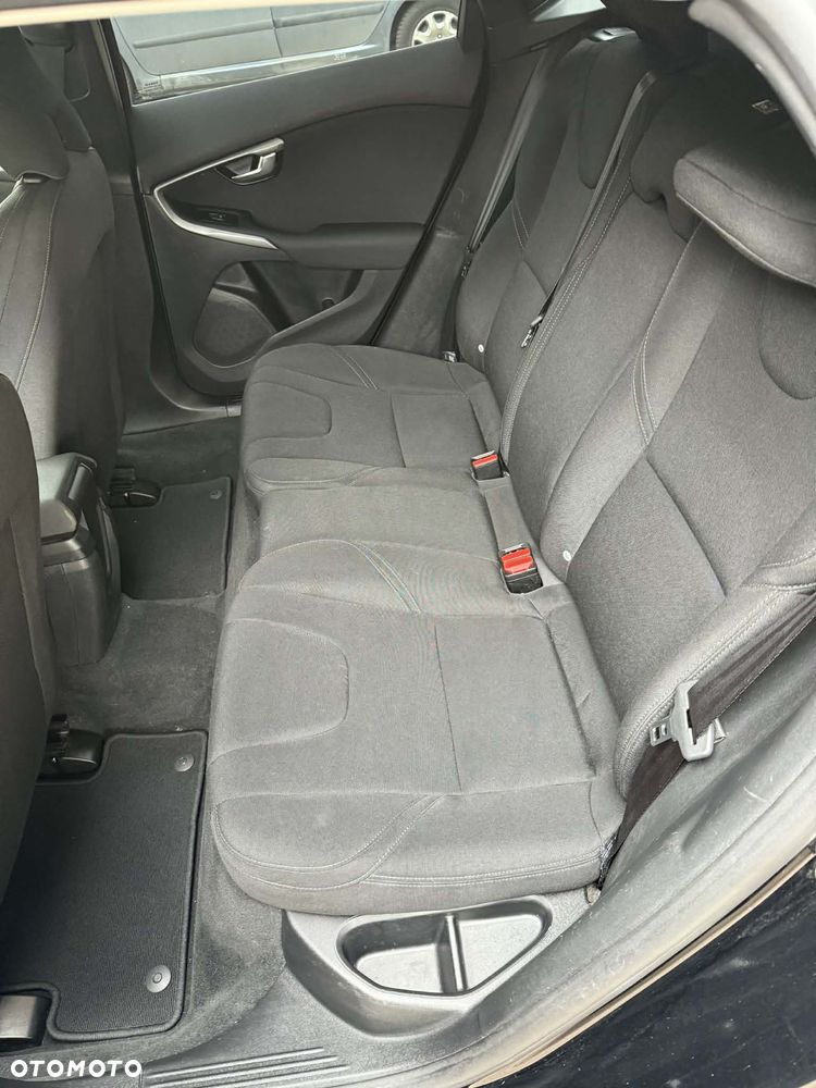 Volvo V40 D2 Geartronic Momentum - 14