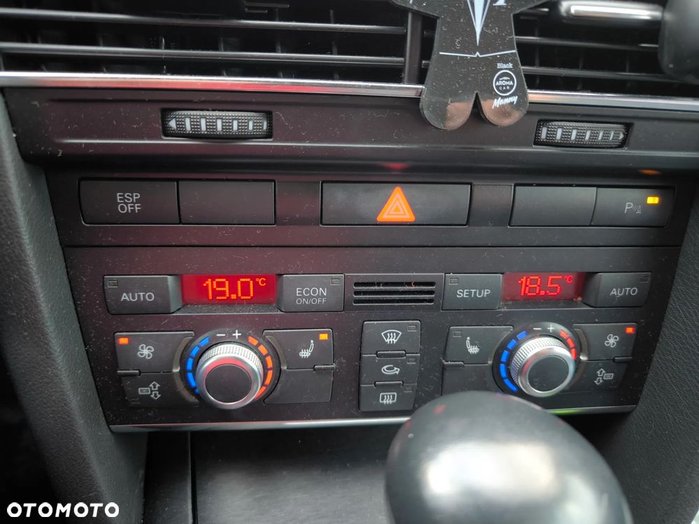 Audi A6 Allroad - 31