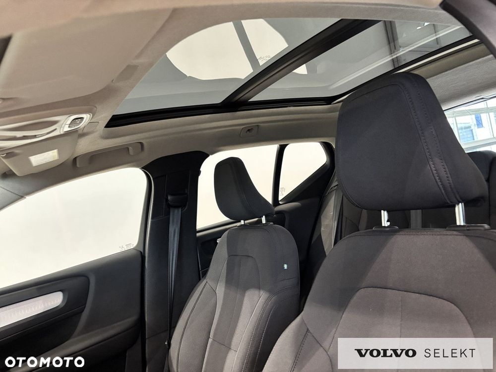 Volvo XC 40 - 26