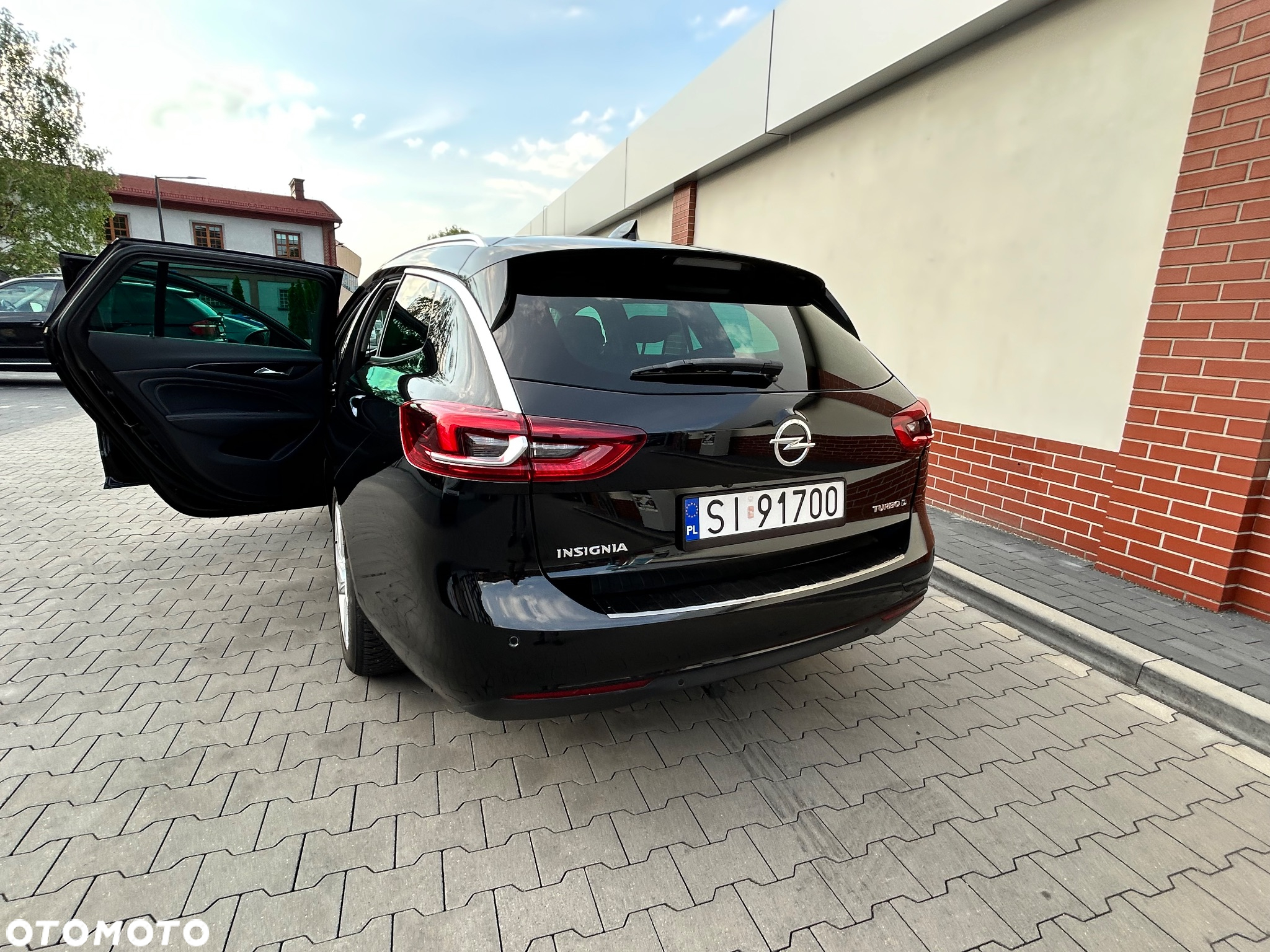 Opel Insignia 2.0 CDTI automatik Business Innovation - 24