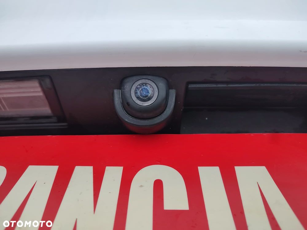 Hyundai Tucson 2.0 CRDI BlueDrive Style 2WD - 6