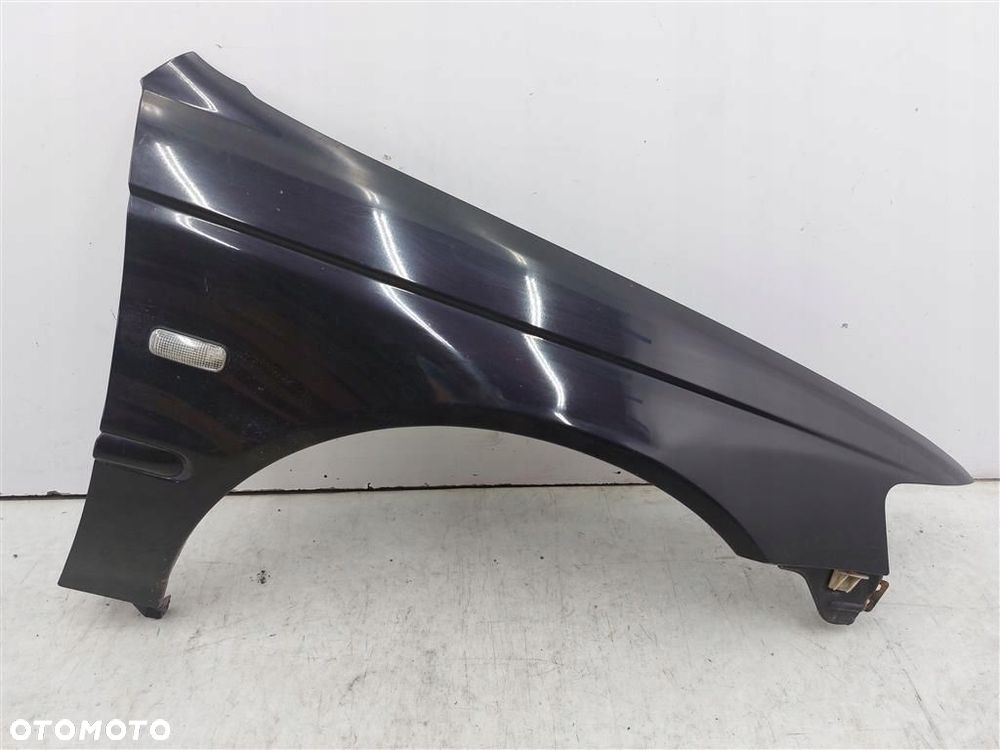 Błotnik przedni prawy Honda Accord VI 1998-2002 CZARNY