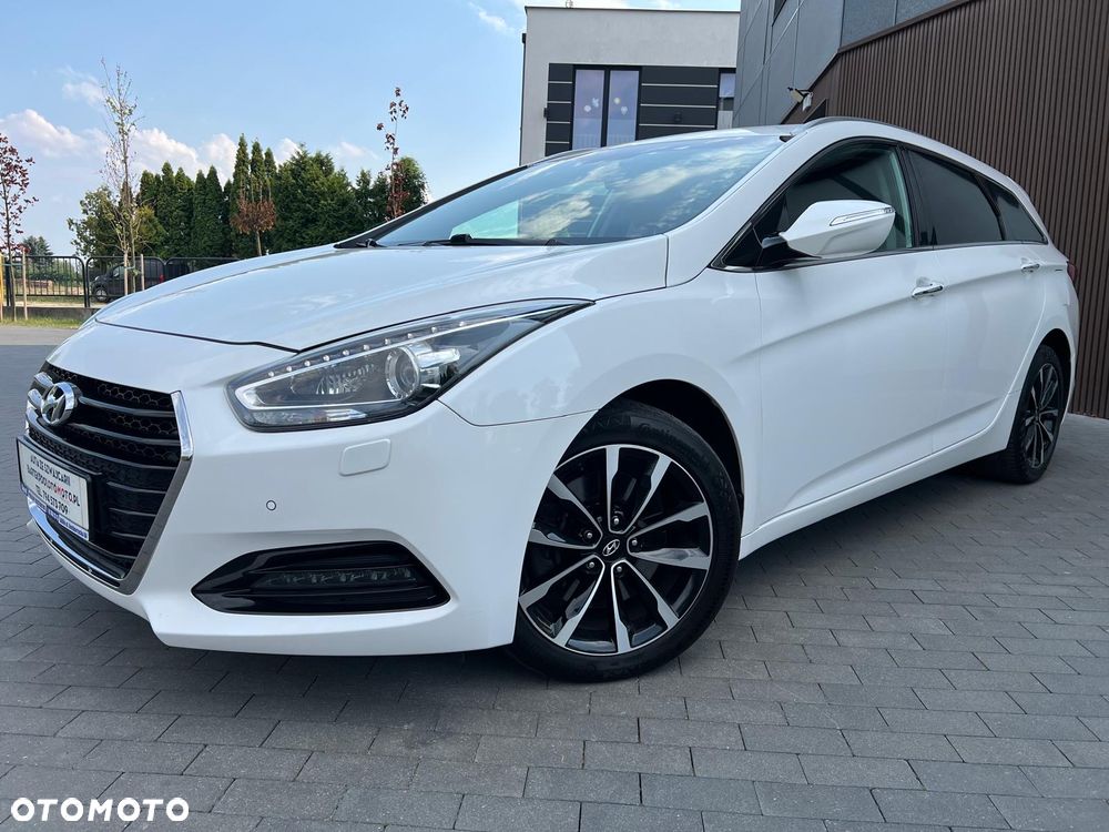 Hyundai i40 Kombi blue 1.7 CRDi DCT Premium - 11