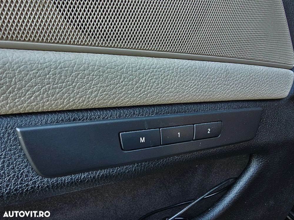 BMW Seria 5 520i Touring Aut. - 13