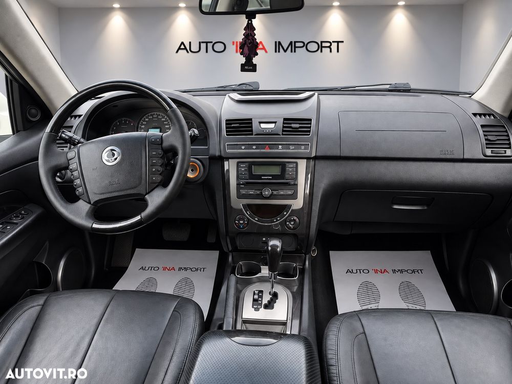SsangYong REXTON W 2.0 e-XDI 4WD DLX Plus Aut. - 5