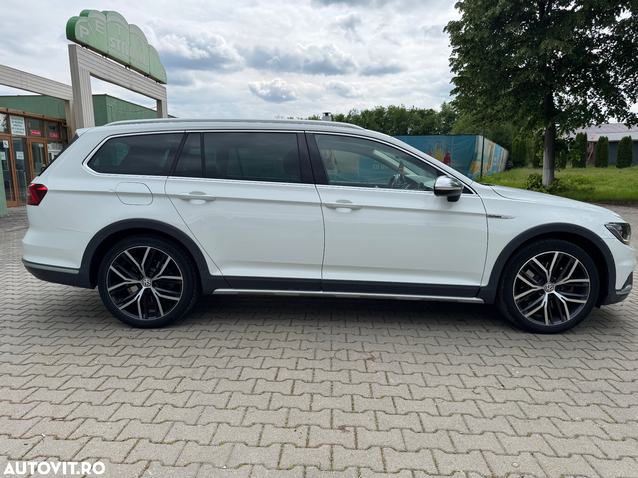Volkswagen Passat Variant 2.0 TDI DSG 4Motion Highline - 5