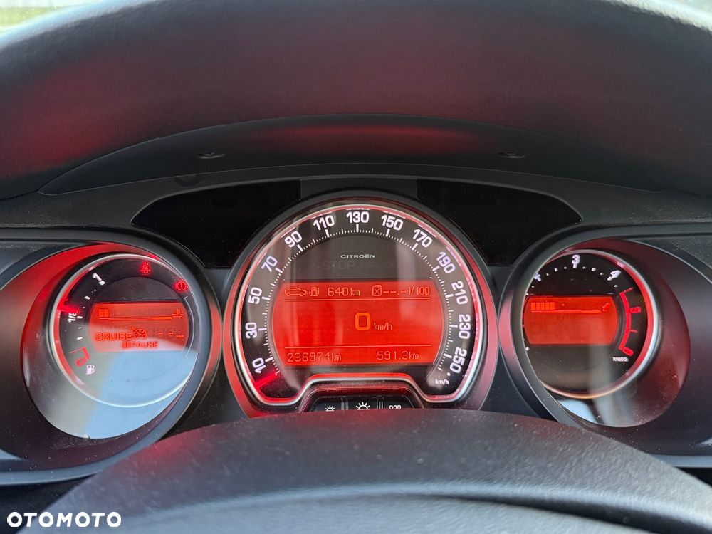Citroën C5 HDi 140 FAP Confort - 11