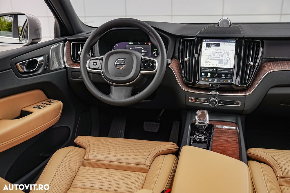 Volvo XC 60 Recharge T6 Twin Engine eAWD Inscription Expression - 5