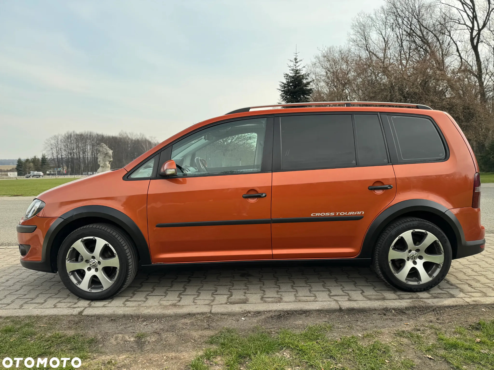 Volkswagen Touran 1.9 TDI DPF Cross - 2